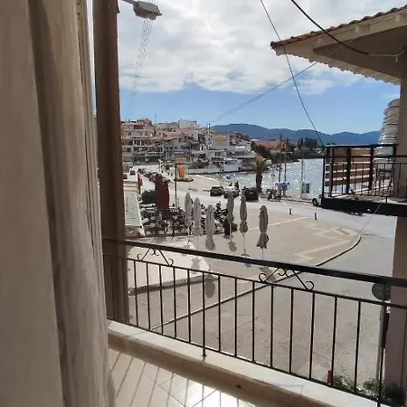 La Casa Delle Vacanze 別荘 ネオス・マルマラス